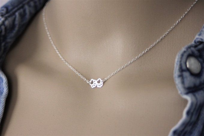 Collier argent massif petites pattes de chien ou chat