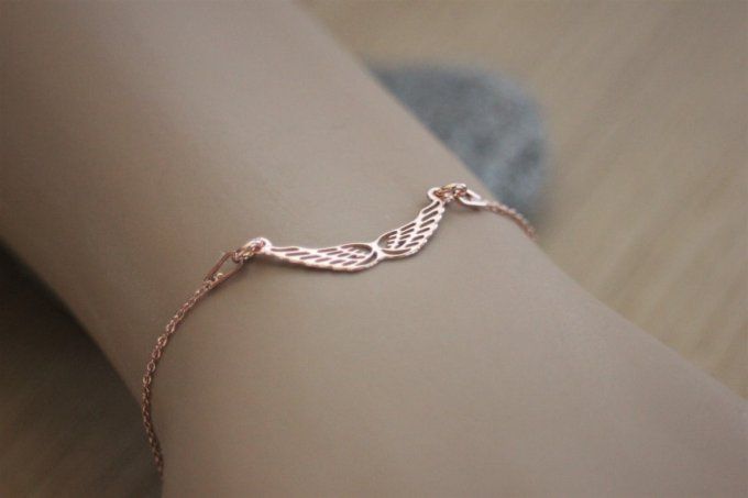 Bracelet or rose ailes d'ange