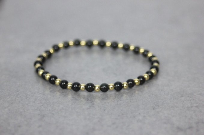 Bracelet perles en obsidienne et perles plaqué or