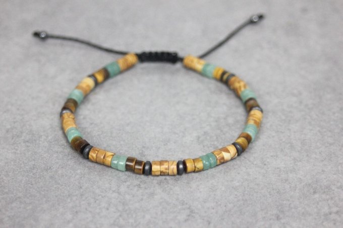 Bracelet perles heishi en wood stone, jade, oeil de tigre et hématite mat