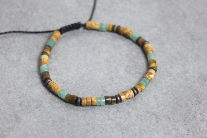 Bracelet perles heishi en wood stone, jade, oeil de tigre et hématite mat