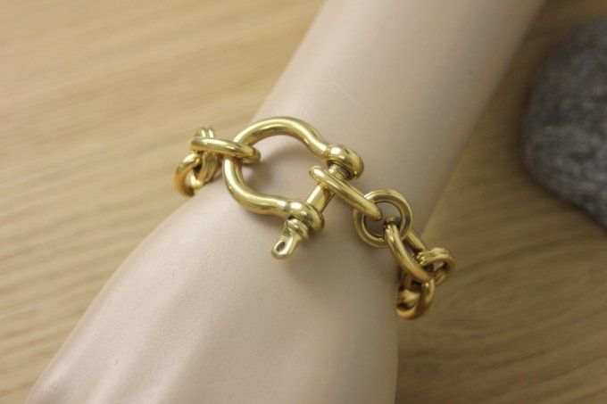Bracelet en acier inoxydable doré gros maillons XL fermoir manille