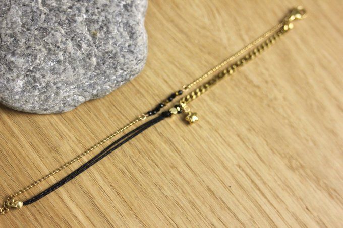 Bracelet multirangs en acier inoxydable doré perles et cordon noir