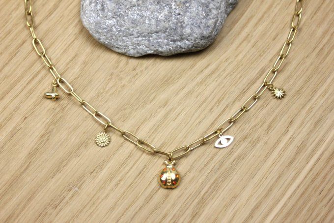 Collier en acier inoxydable doré gros maillons et breloques coccinelle
