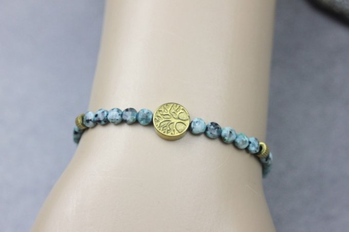 Bracelet jaspe dalmatien turquoise et arbre de vie hématite dorée