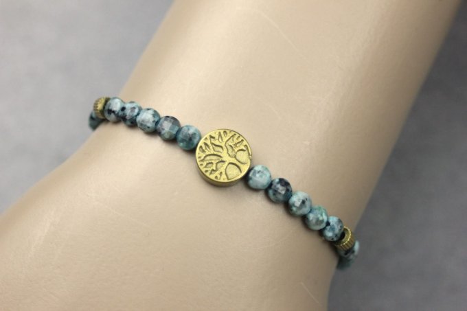 Bracelet jaspe dalmatien turquoise et arbre de vie hématite dorée
