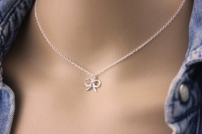 Collier argent massif pendentif noeud