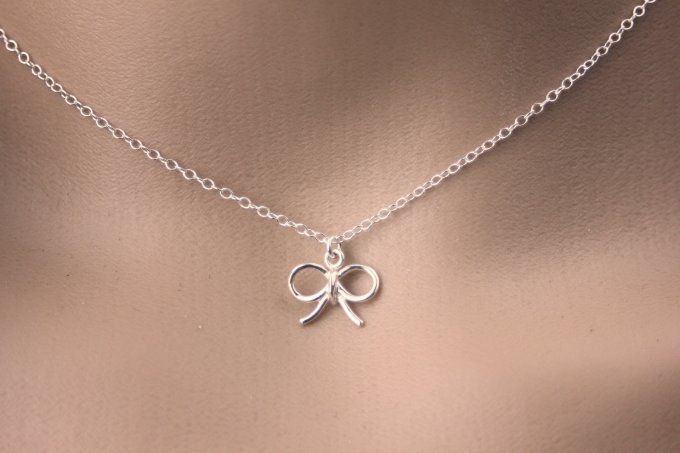 Collier argent massif pendentif noeud