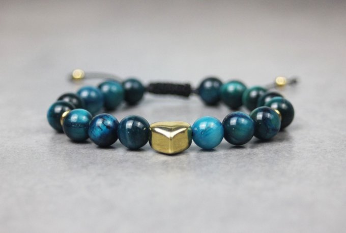 Bracelet femme en pierres naturelles oeil de tigre bleu et coeur en acier doré