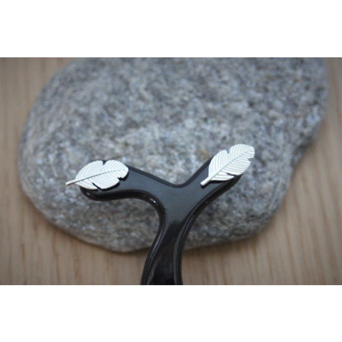 Boucles d'oreilles minimalistes plumes en argent massif