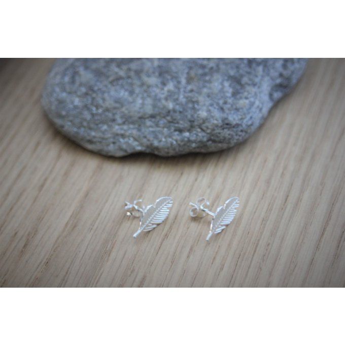 Boucles d'oreilles minimalistes plumes en argent massif