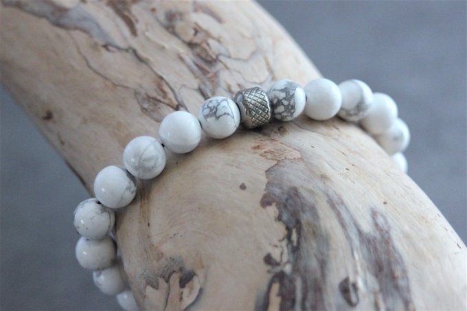 Bracelet perles howlite blanche et acier inoxydable