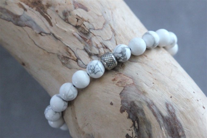 Bracelet perles howlite blanche et acier inoxydable
