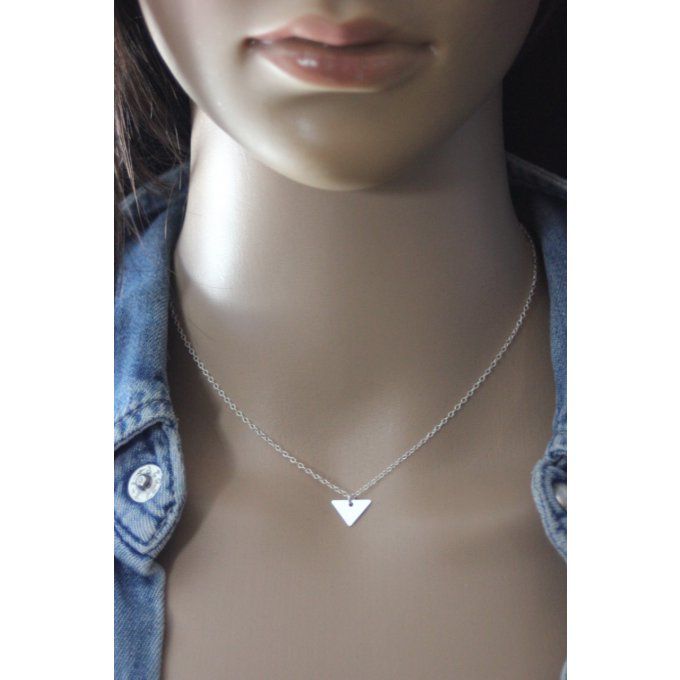 Collier argent massif pendentif triangle