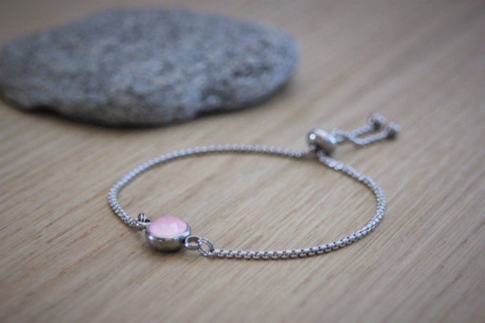 Bracelet acier cabochon rond en verre rose fermoir perle stoppeur