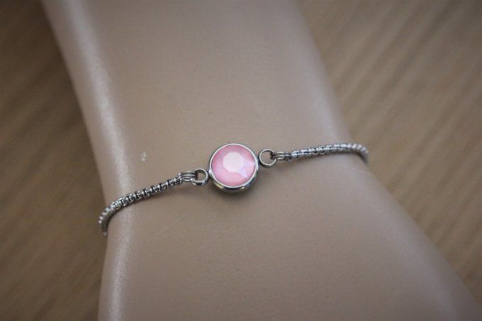 Bracelet acier cabochon rond en verre rose fermoir perle stoppeur