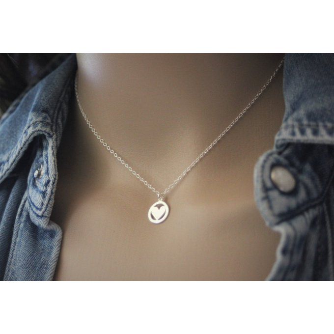 Collier ras de cou pendentif coeur en argent massif