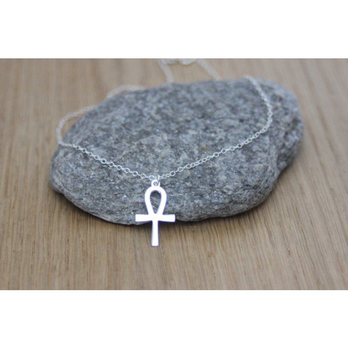 Collier argent massif pendentif croix de vie ou croix égyptien