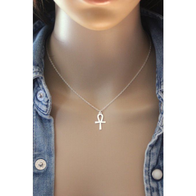 Collier argent massif pendentif croix de vie ou croix égyptien