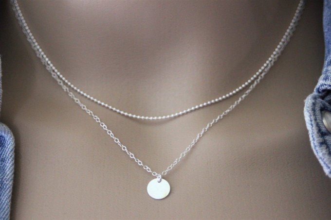 Collier multi-rangs en argent massif double chaine et pendentif médaille ronde à graver