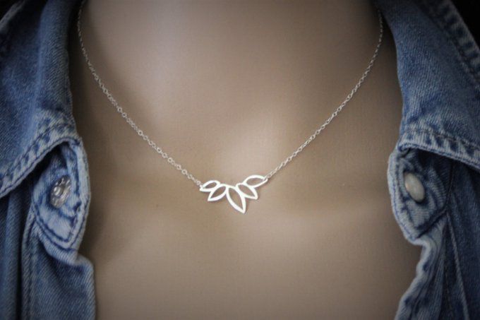 Collier argent massif pendentif feuilles asymétrique