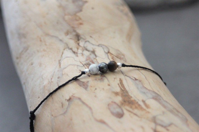 Bracelet cordon 3 perles, howlite blanche, hématite, oeil de tigre et argent massif