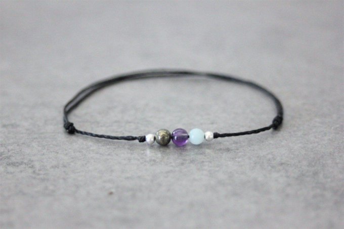 Bracelet cordon 3 perles, pyrite, améthyste et amazonite et perles argent massif