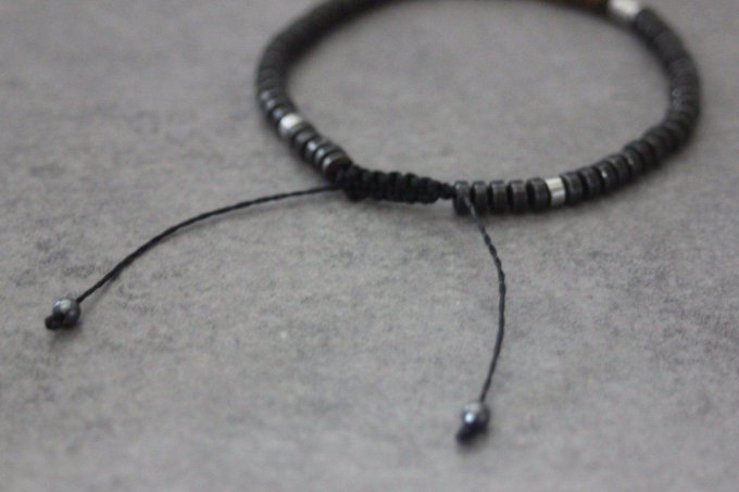 Bracelet perles heishi en oeil de tigre, hématite et hématite argenté