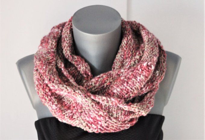 Echarpe Snood en laine rose et beige  