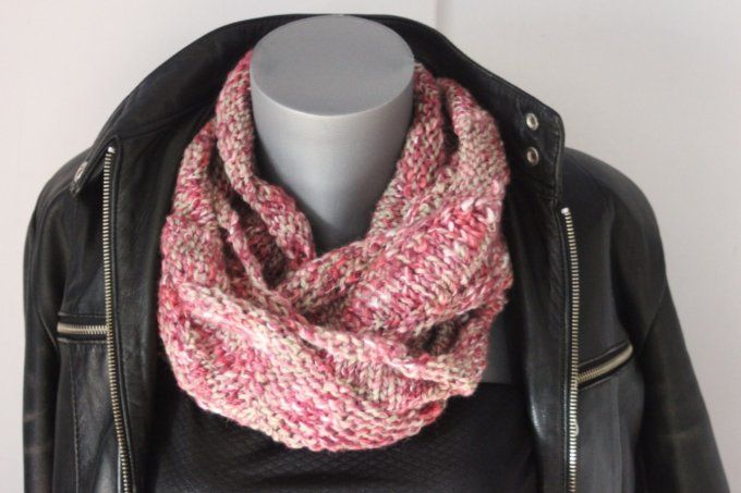 Snood en laine rose et beige 