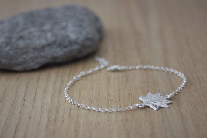 Bracelet fleur de lotus mandala en argent massif  