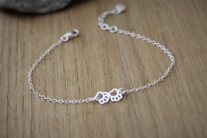 Bracelet argent massif avec petites pattes d'animal