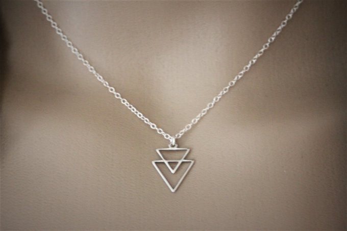 Collier argent massif pendentif double triangles 