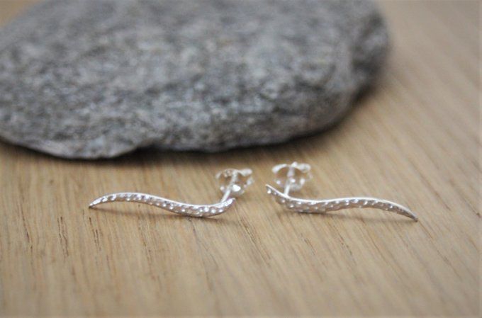 Boucles d'oreilles grimpantes vagues en argent massif 