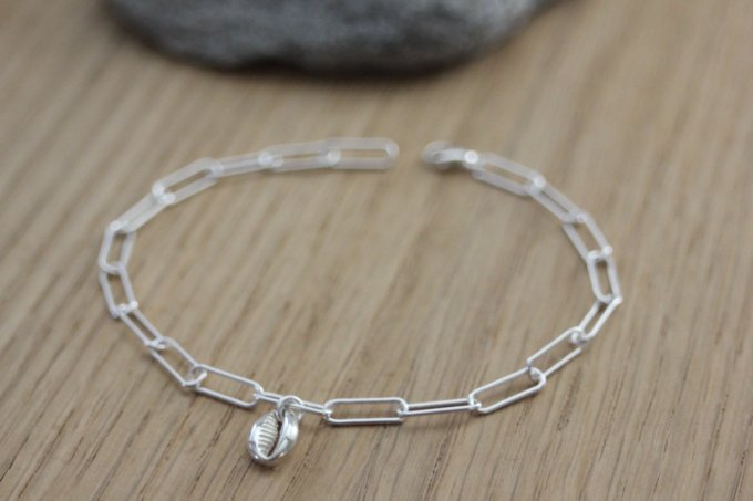 Bracelet en argent massif pendentif coquillage cauri