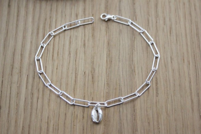 Bracelet en argent massif pendentif coquillage cauri