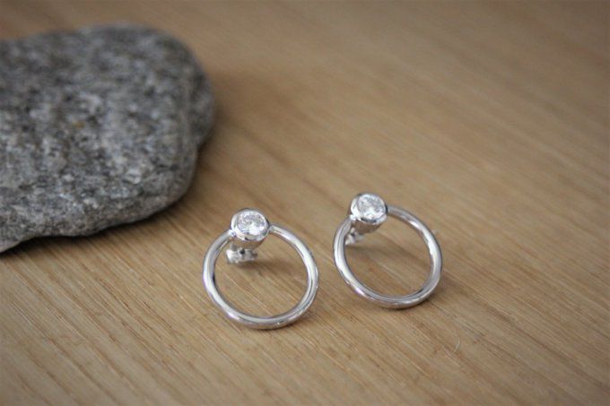Boucles d'oreilles anneaux créoles en argent massif et cristal