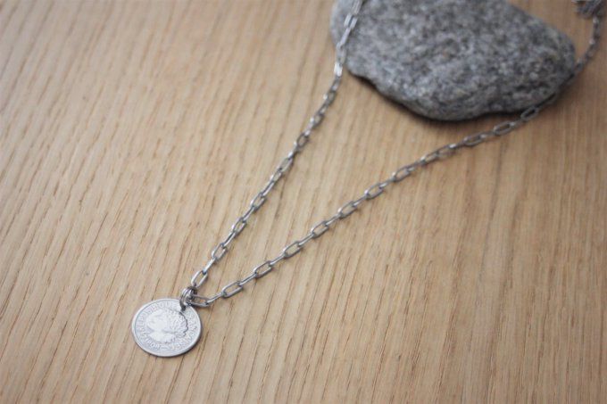 Collier 2 rangs en acier inoxydable pendentif pièce de monnaie