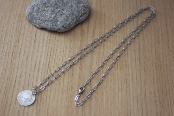 Collier 2 rangs en acier inoxydable pendentif pièce de monnaie