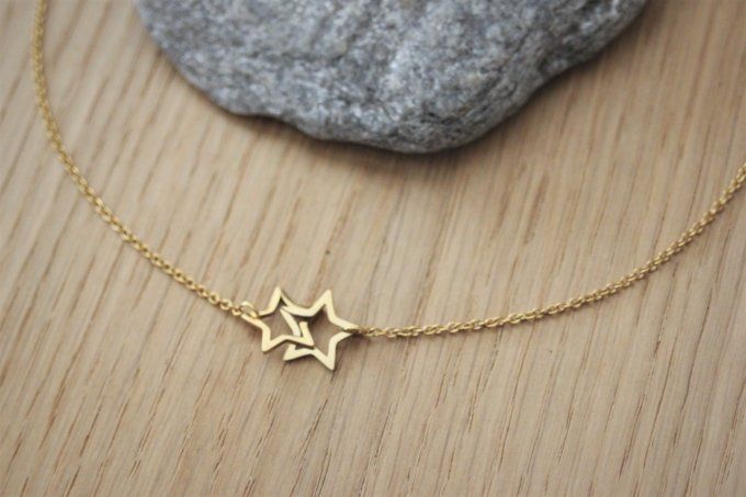 Collier acier inoxydable doré 2 étoiles enlacées