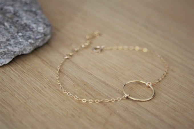 Bracelet minimaliste en or Gold Filled anneau de 15mm