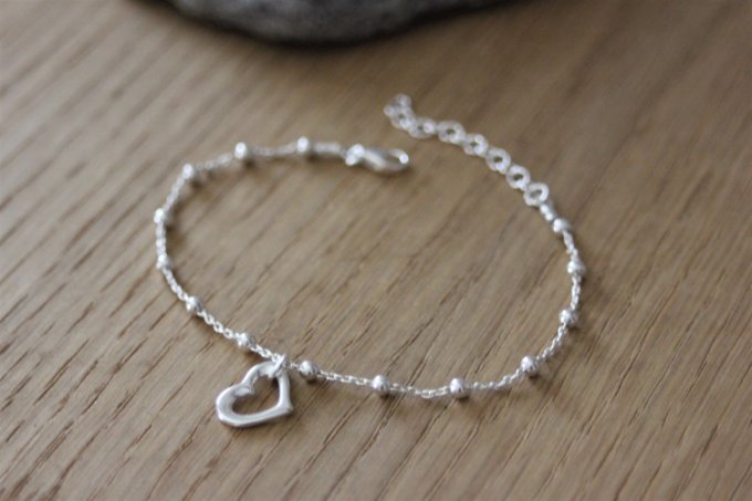 Bracelet argent massif chaine perlée breloque coeur