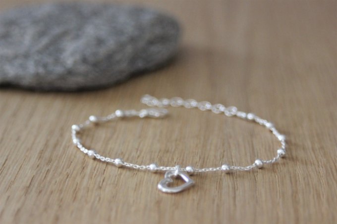 Bracelet argent massif chaine perlée breloque coeur