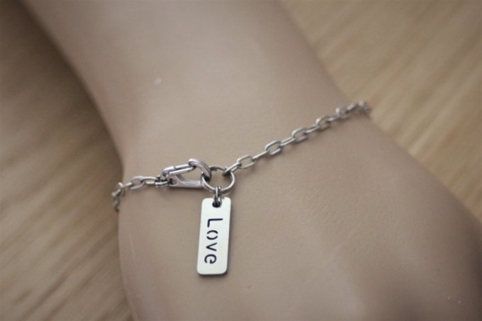 Bracelet acier inoxydable avec plaque message 'love'