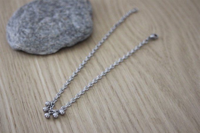 Bracelet Chaine de cheville 5 petites perles en acier inoxydable