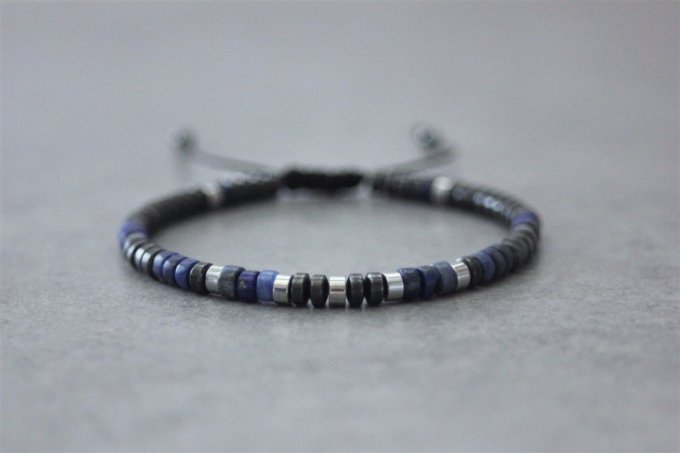 Bracelet perles heishi en lapis lazuli, hématite et hématite argentée