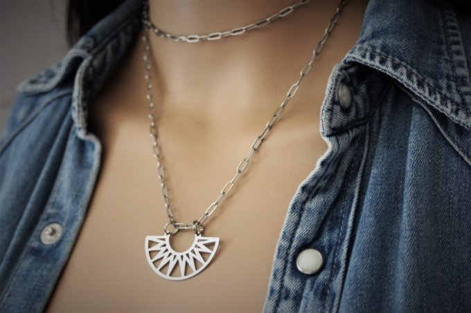 Sautoir ou Collier 2 rangs en acier inoxydable pendentif aztèque