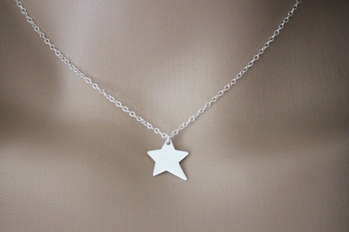 Collier argent massif pendentif étoile irrégulière à graver