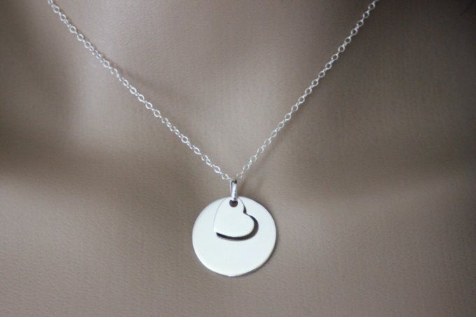 Collier pendentif médaille coeur en argent massif