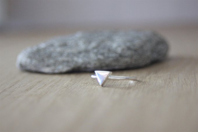 Bague triangle en argent massif 